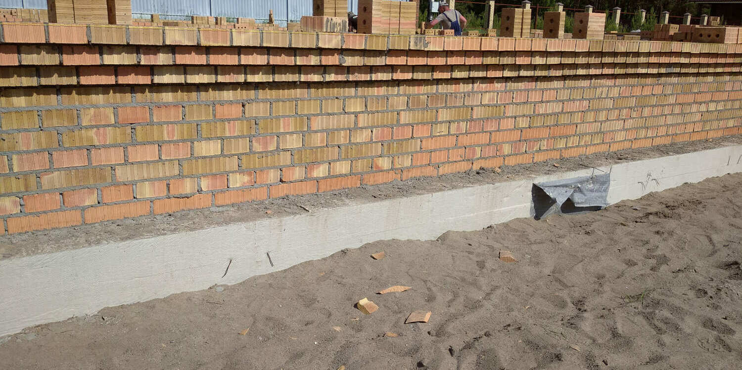 Возведение цоколя